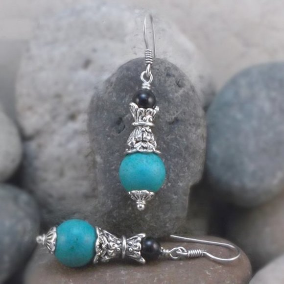 Turquoise Black Onyx and Silver Dangle Earrings - Picture 3 of 4